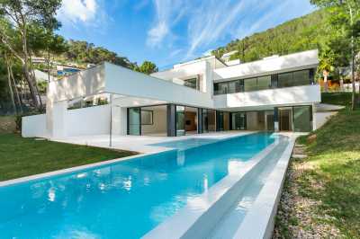 Villa For Sale in Son Vida, Spain
