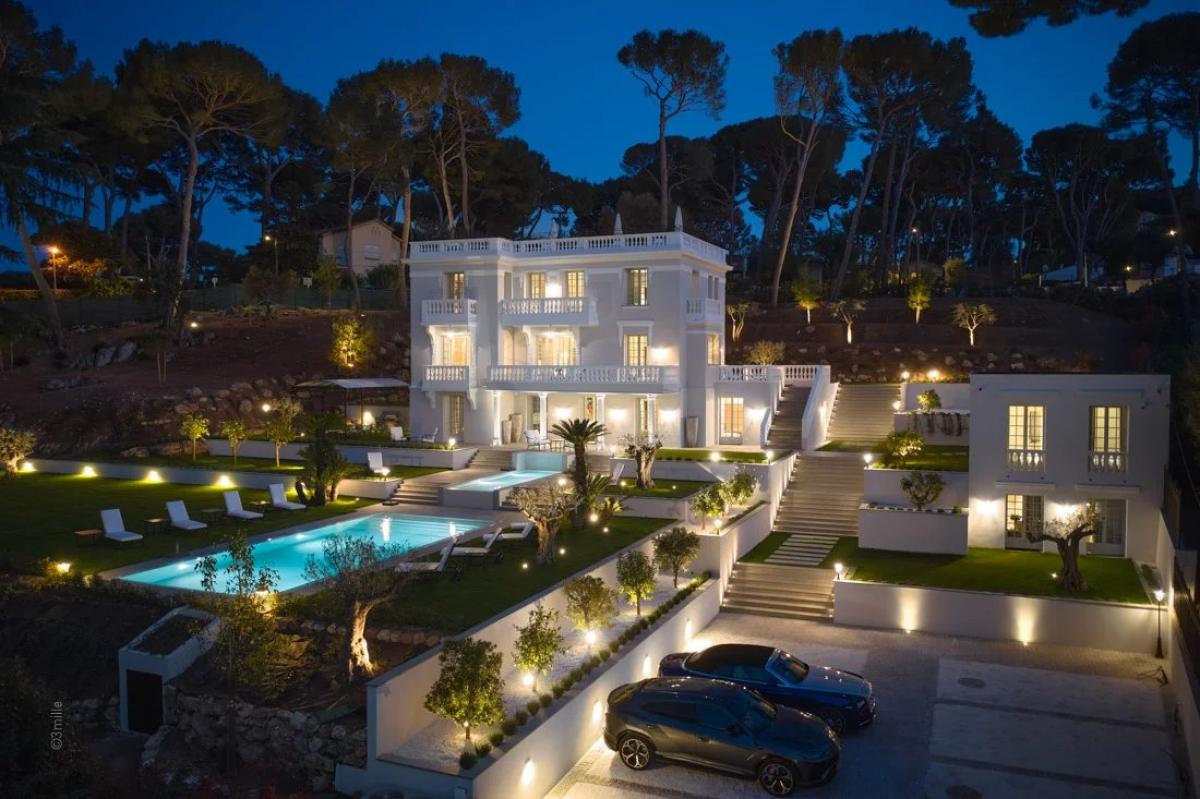 Picture of Villa For Sale in Antibes, Cote d'Azur, France