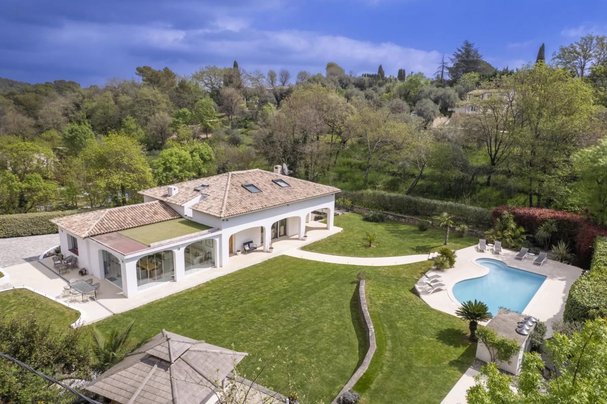 Picture of Villa For Sale in Opio, Cote d'Azur, France