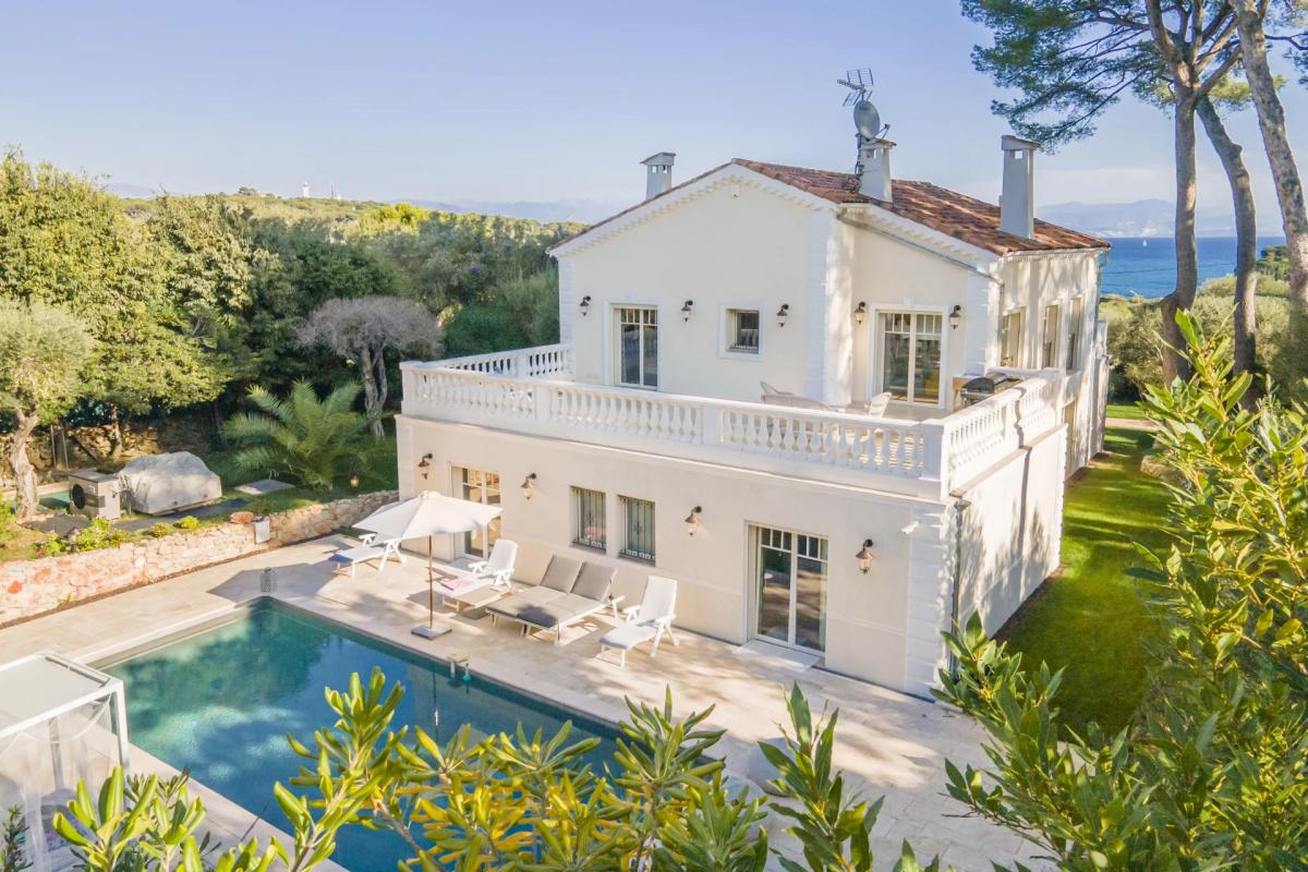 Picture of Villa For Sale in Antibes, Cote d'Azur, France