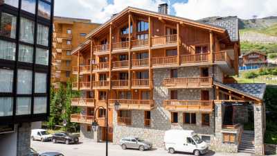 Apartment For Sale in Val Thorens, France