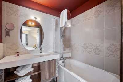 Apartment For Sale in Val Thorens, France