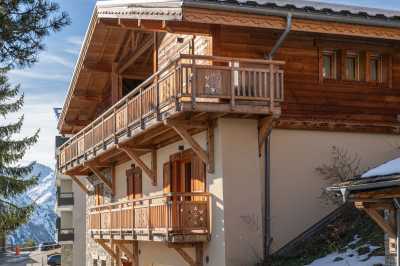 Chalet For Sale in Les Deux Alpes, France