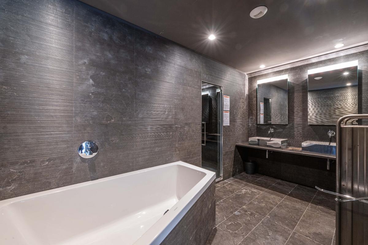 Picture of Chalet For Sale in Les Deux Alpes, Rhone Alpes, France