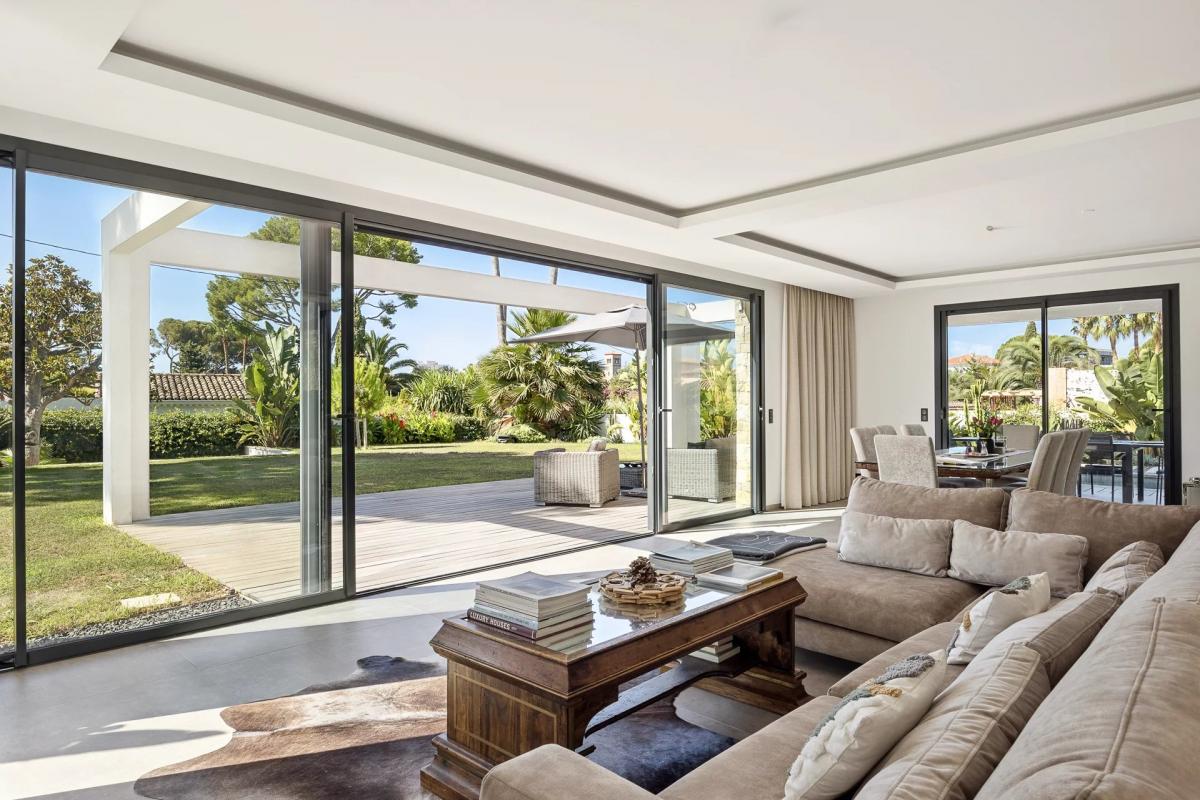 Picture of Villa For Sale in Antibes, Cote d'Azur, France