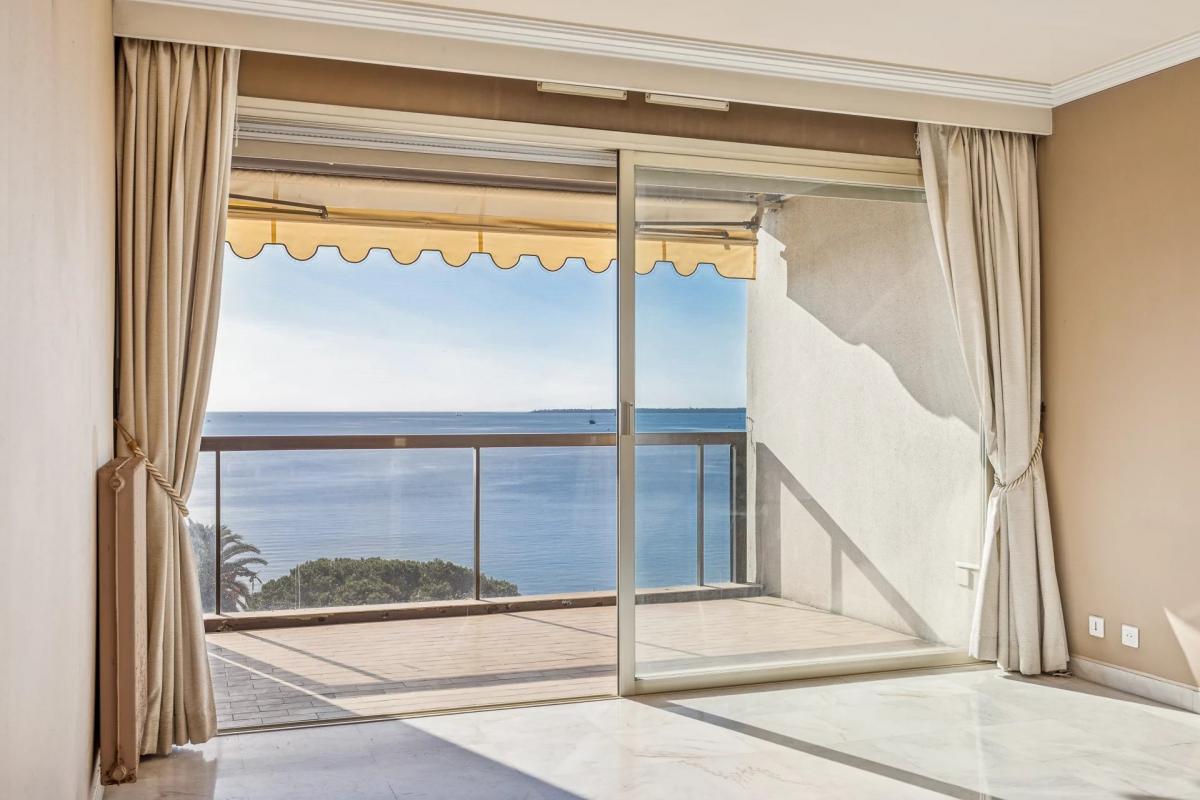 Picture of Apartment For Sale in Antibes, Cote d'Azur, France
