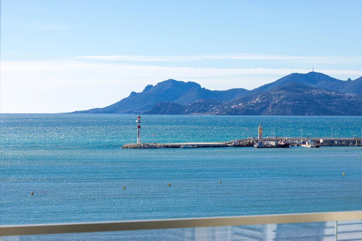 Picture of Apartment For Sale in Cannes, Cote d'Azur, France