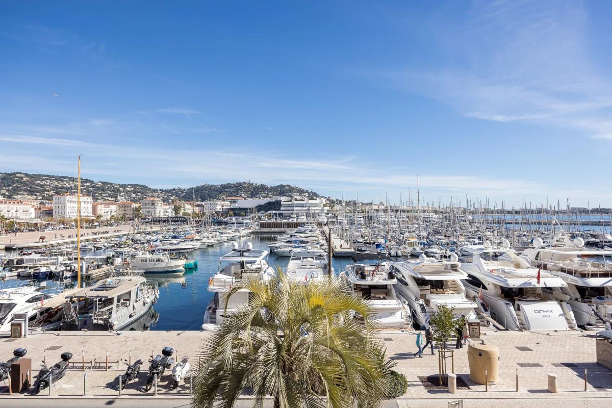 Picture of Apartment For Sale in Cannes, Cote d'Azur, France