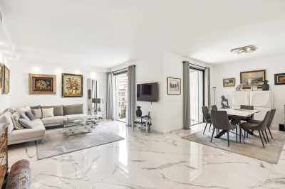 Apartment For Sale in Cannes, France