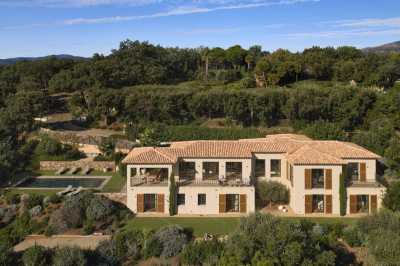 Villa For Sale in Grimaud, France