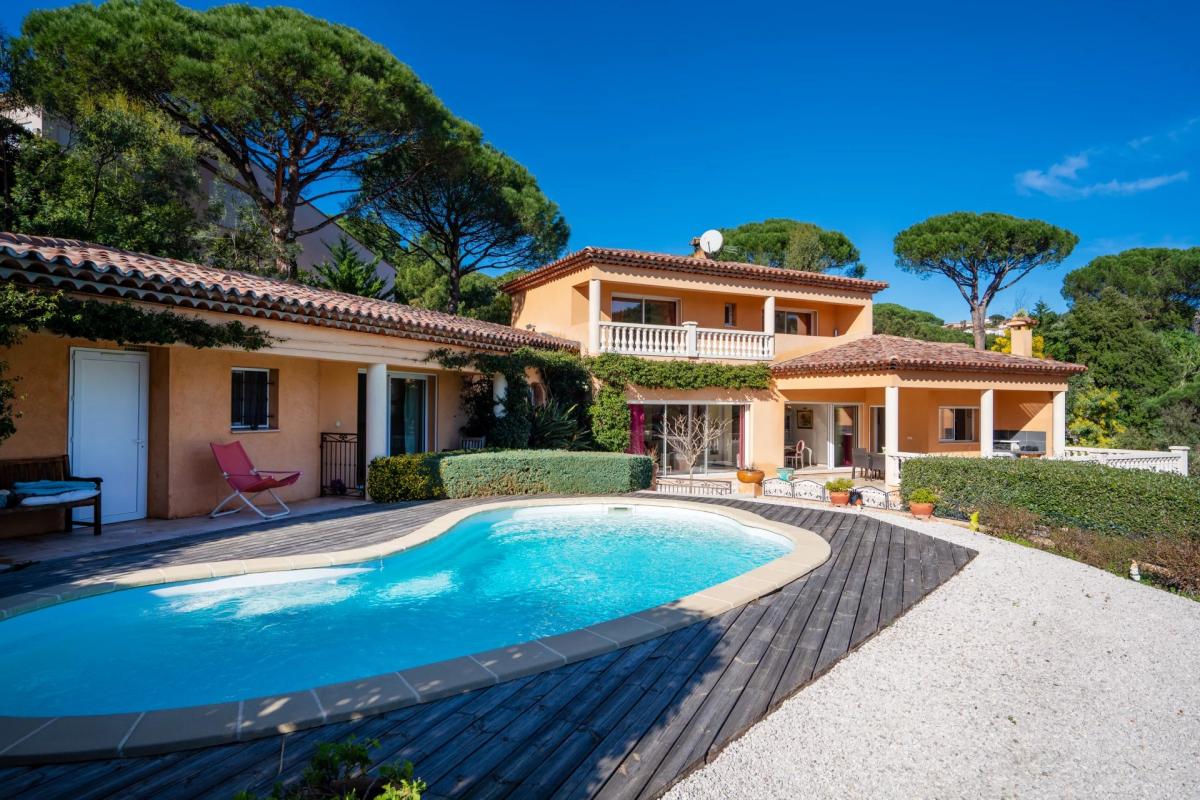Picture of Villa For Sale in Sainte Maxime, Provence-Alpes-Cote d'Azur, France