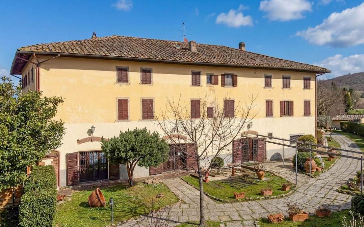 Picture of Villa For Sale in Castellina In Chianti, Tuscany, Italy
