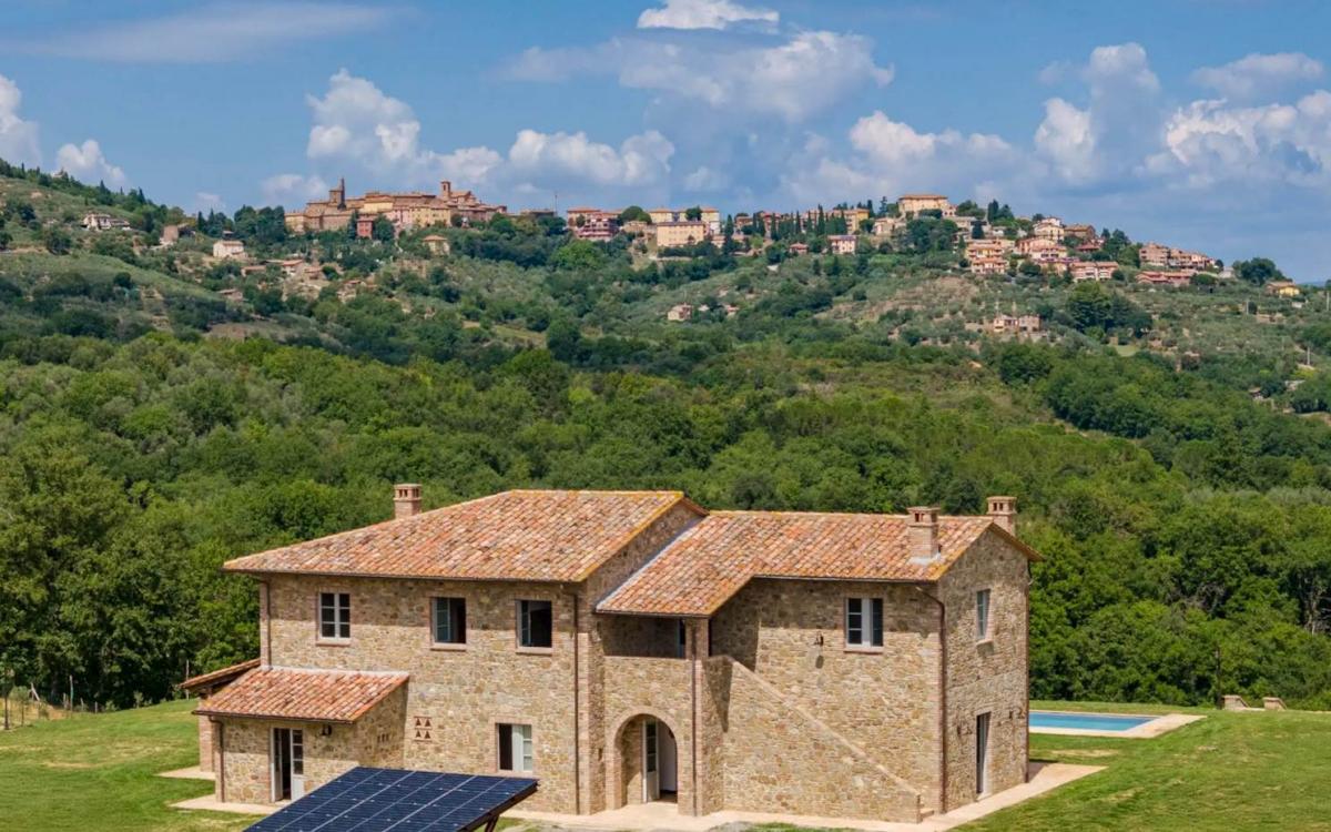 Picture of Home For Sale in Panicale, Umbria, Italy