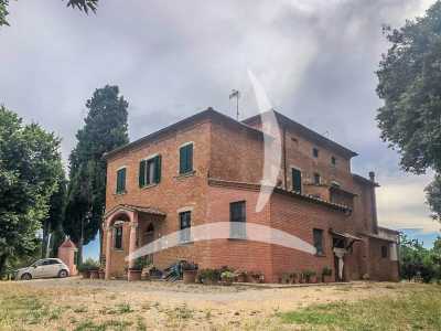 Home For Sale in Montepulciano, Italy