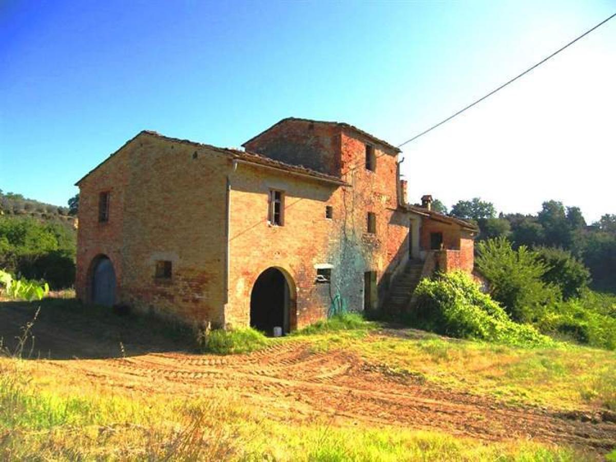 Picture of Home For Sale in Montepulciano, Tuscany, Italy