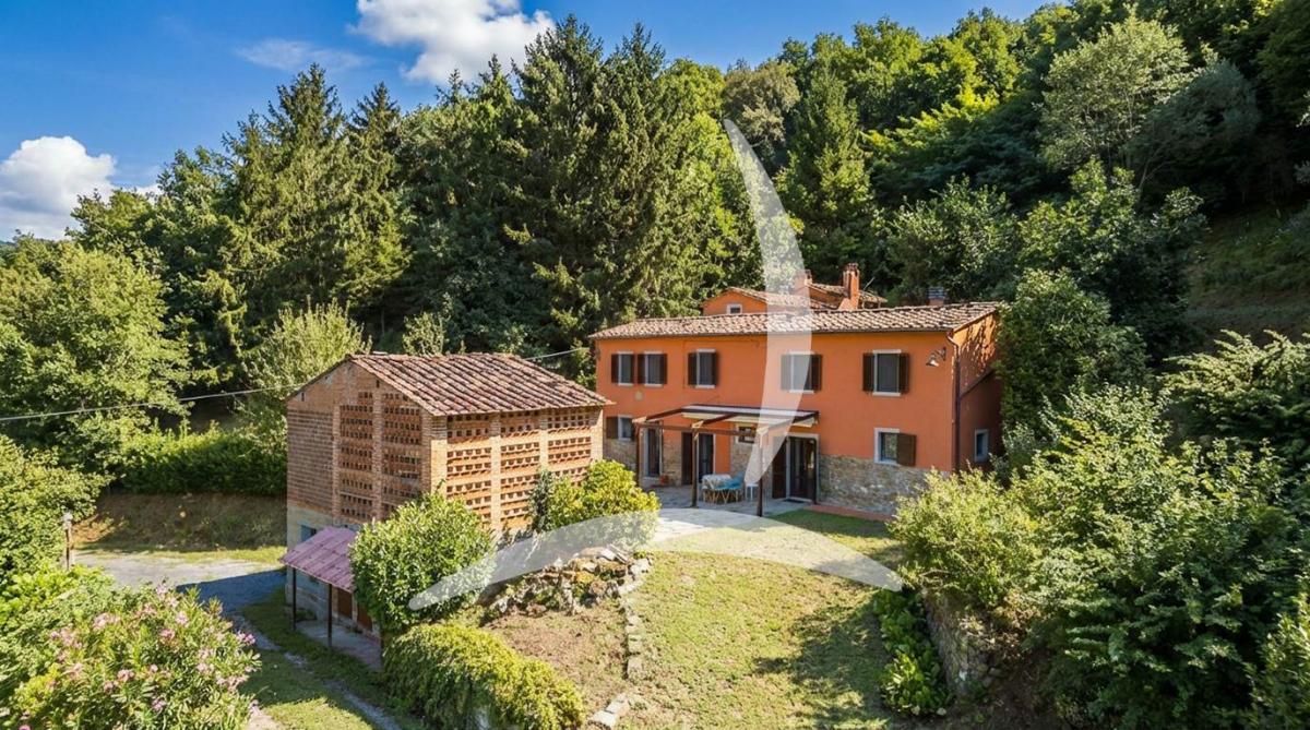 Picture of Home For Sale in Pescia, Tuscany, Italy