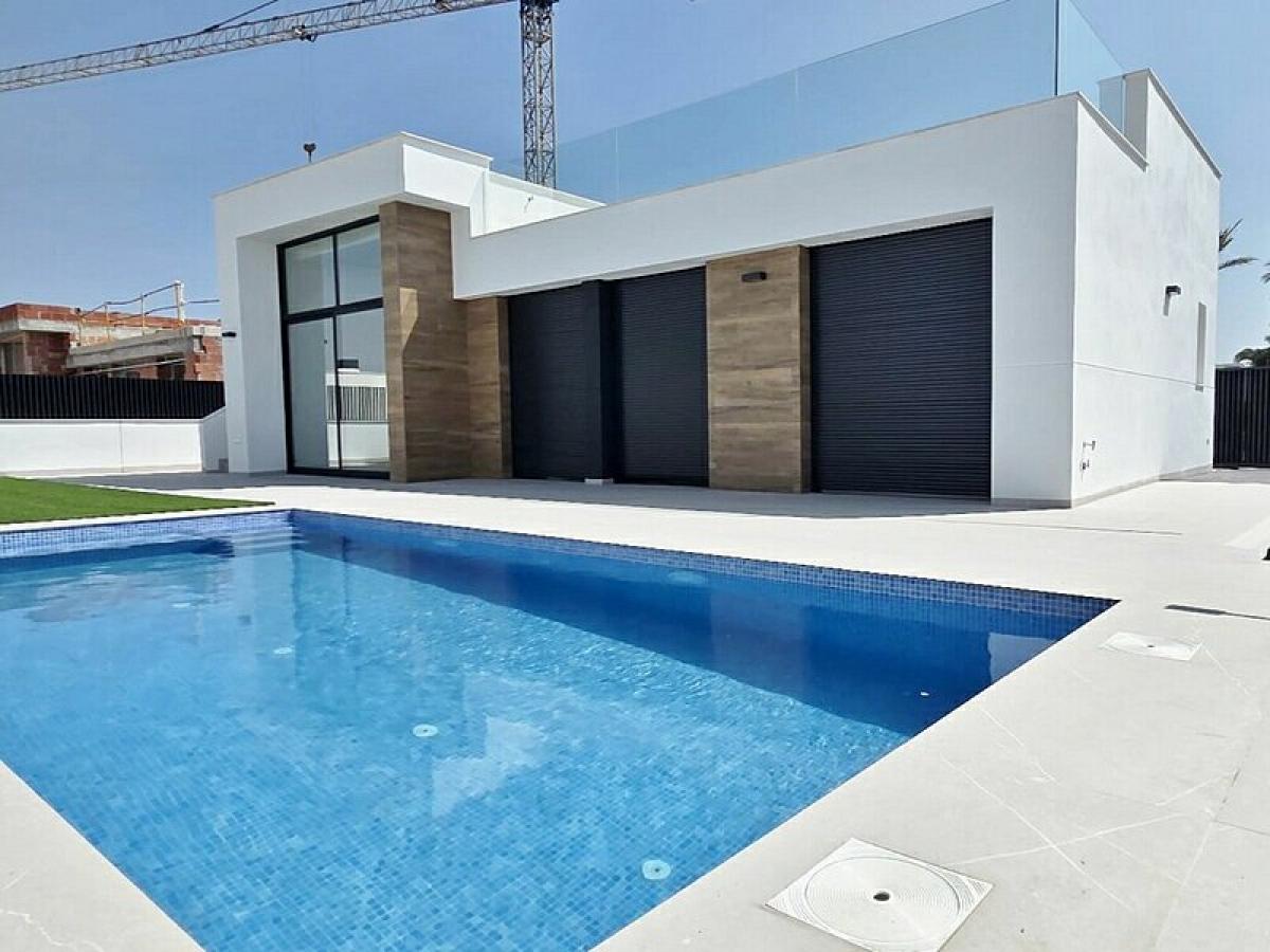 Picture of Villa For Sale in Condado De Alhama, Murcia, Spain