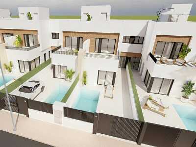 Villa For Sale in