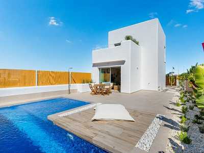 Villa For Sale in Los Alcazares, Spain