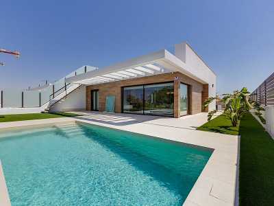 Villa For Sale in Los Alcazares, Spain