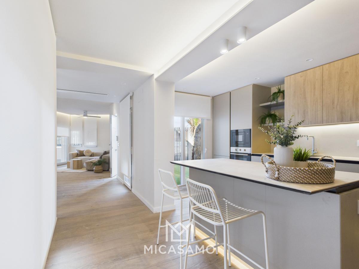 Picture of Villa For Sale in Santiago De La Ribera, Murcia, Spain