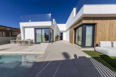 Villa For Sale in Altaona Golf, Spain