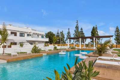 Apartment For Sale in Los Alcazares, Spain