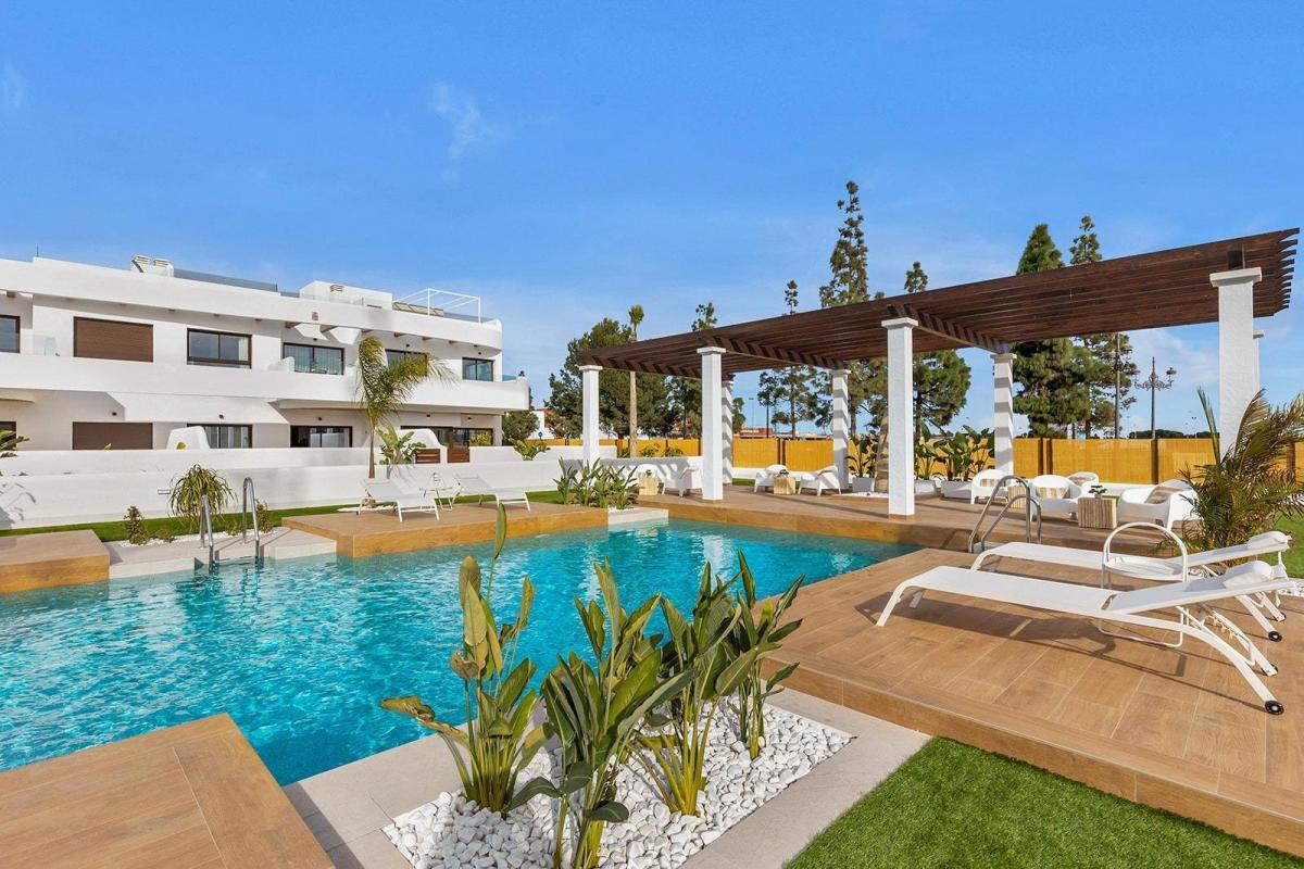 Picture of Apartment For Sale in Los Alcazares, Alicante, Spain