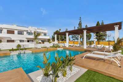 Apartment For Sale in Los Alcazares, Spain