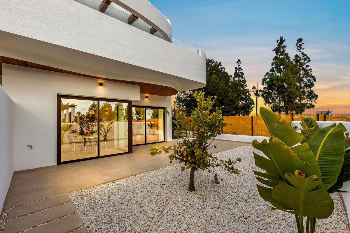 Picture of Apartment For Sale in Los Alcazares, Alicante, Spain