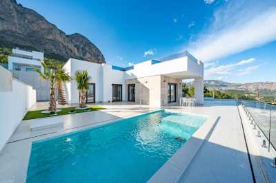 Villa For Sale in Polop, Spain