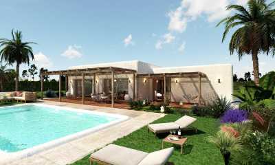 Villa For Sale in Pinoso, Spain