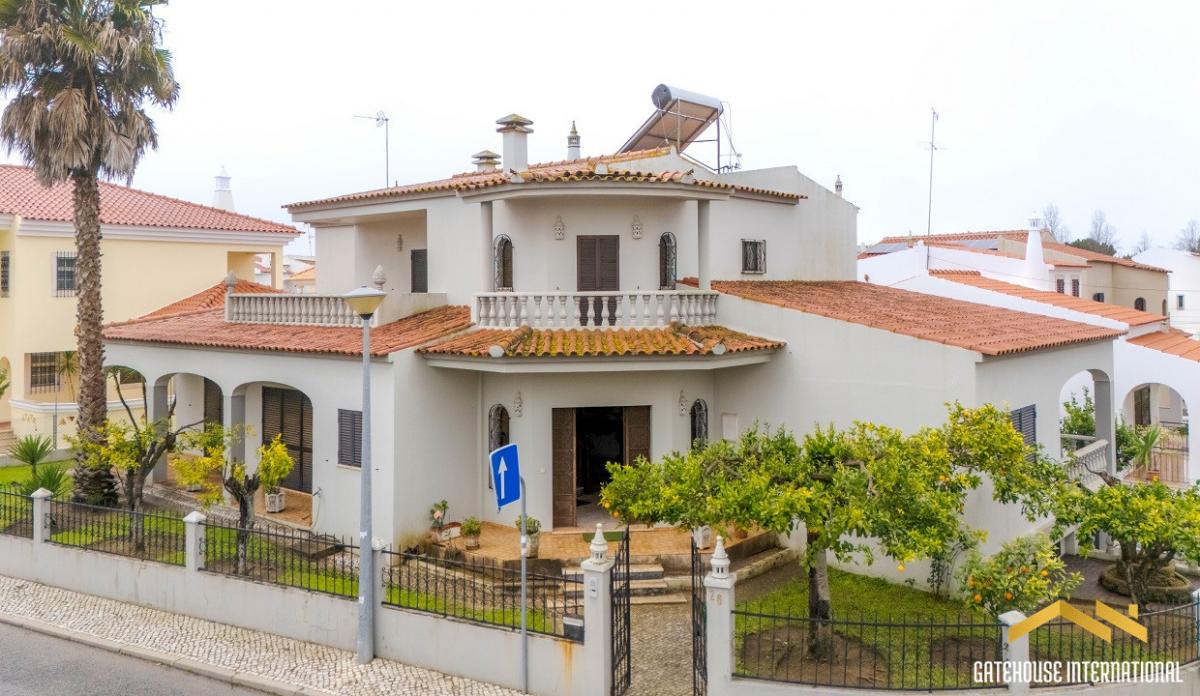 Picture of Villa For Sale in Loule, Faro, Portugal