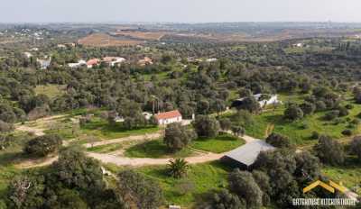 Home For Sale in Mexilhoeira Grande, Portugal