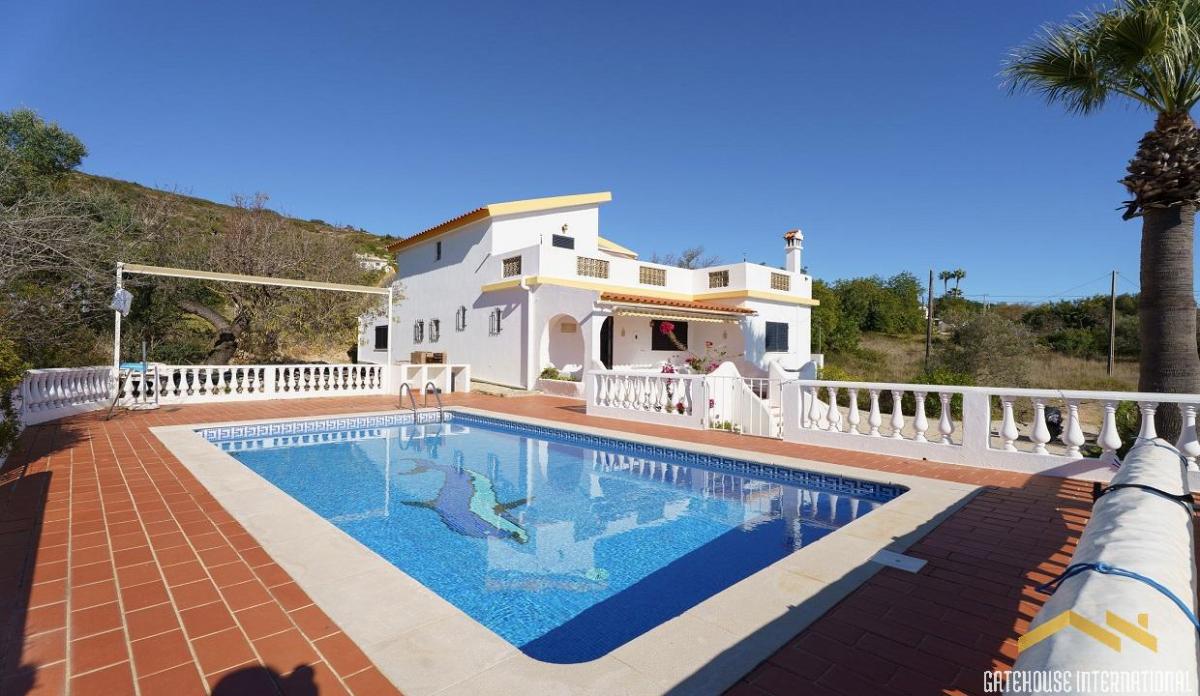 Picture of Home For Sale in Santa Barbara De Nexe, Faro, Portugal