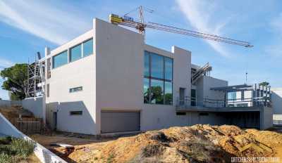 Villa For Sale in Vilamoura, Portugal