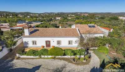 Villa For Sale in Sao Bras de Alportel, Portugal