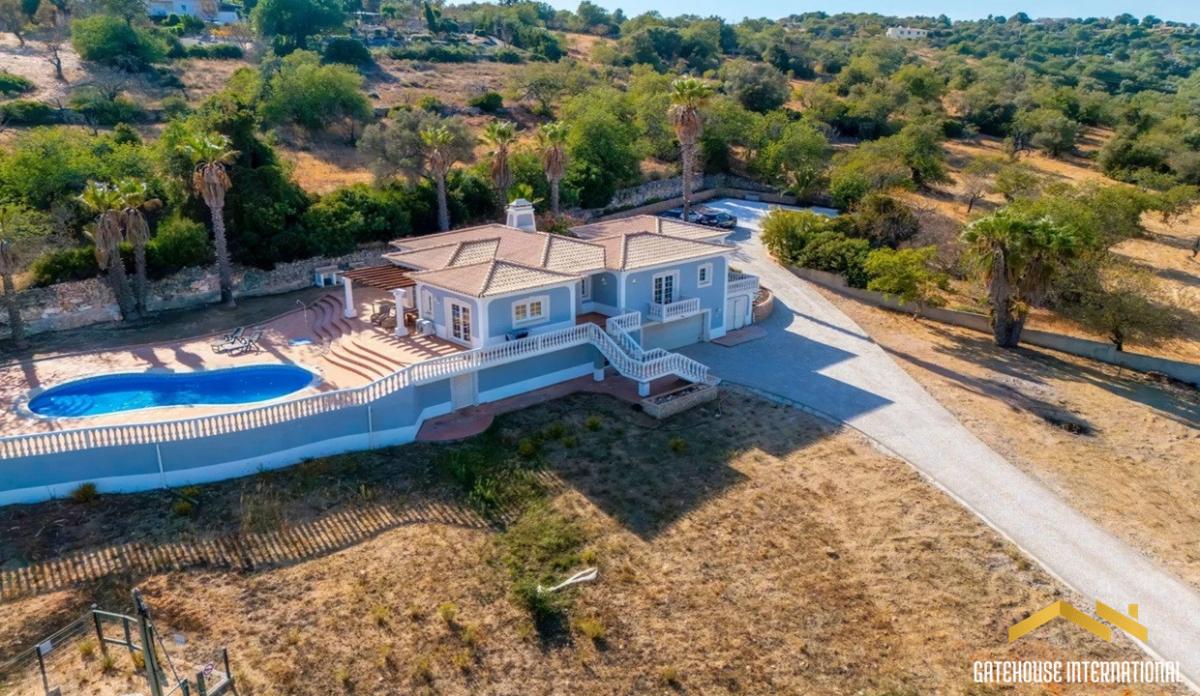 Picture of Villa For Sale in Boliqueime, Algarve, Portugal