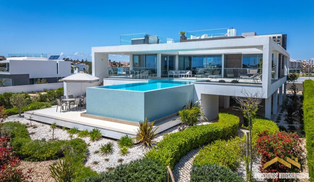 Picture of Villa For Sale in Lagos, Algarve, Portugal