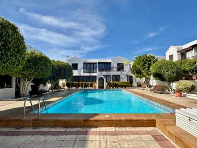 Duplex For Sale in San Bartolome, Spain