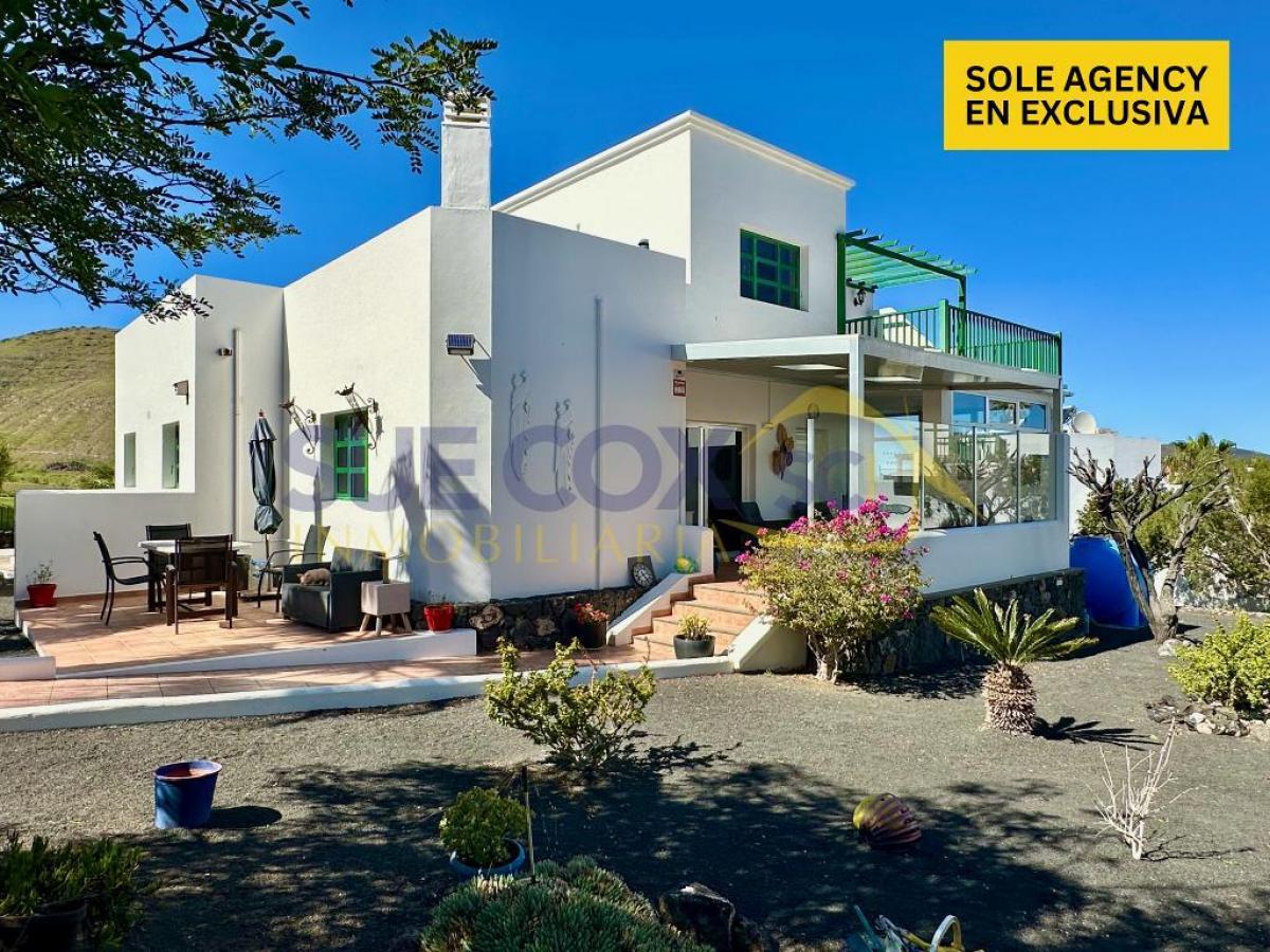 Picture of Home For Sale in Yaiza, Other, Spain