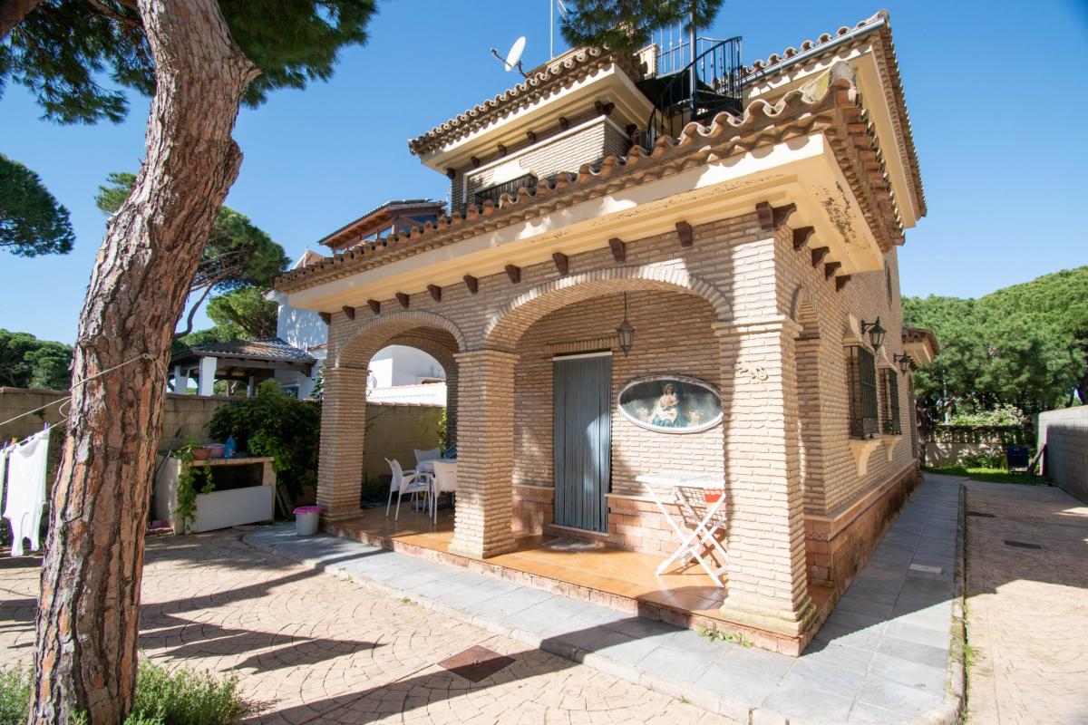 Picture of Villa For Sale in Chiclana, Cadiz, Spain