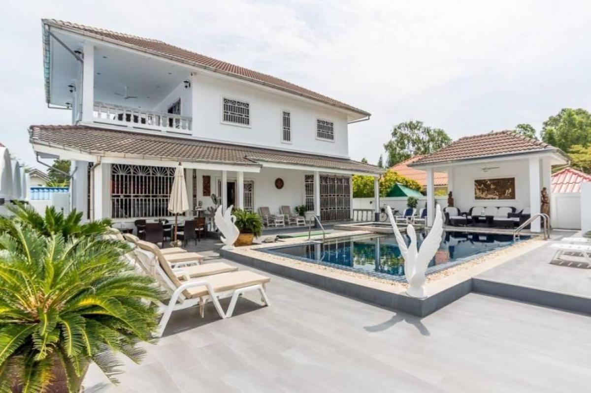 Picture of Home For Sale in Prachuabkirikhan, Prachuap Khiri Khan, Thailand