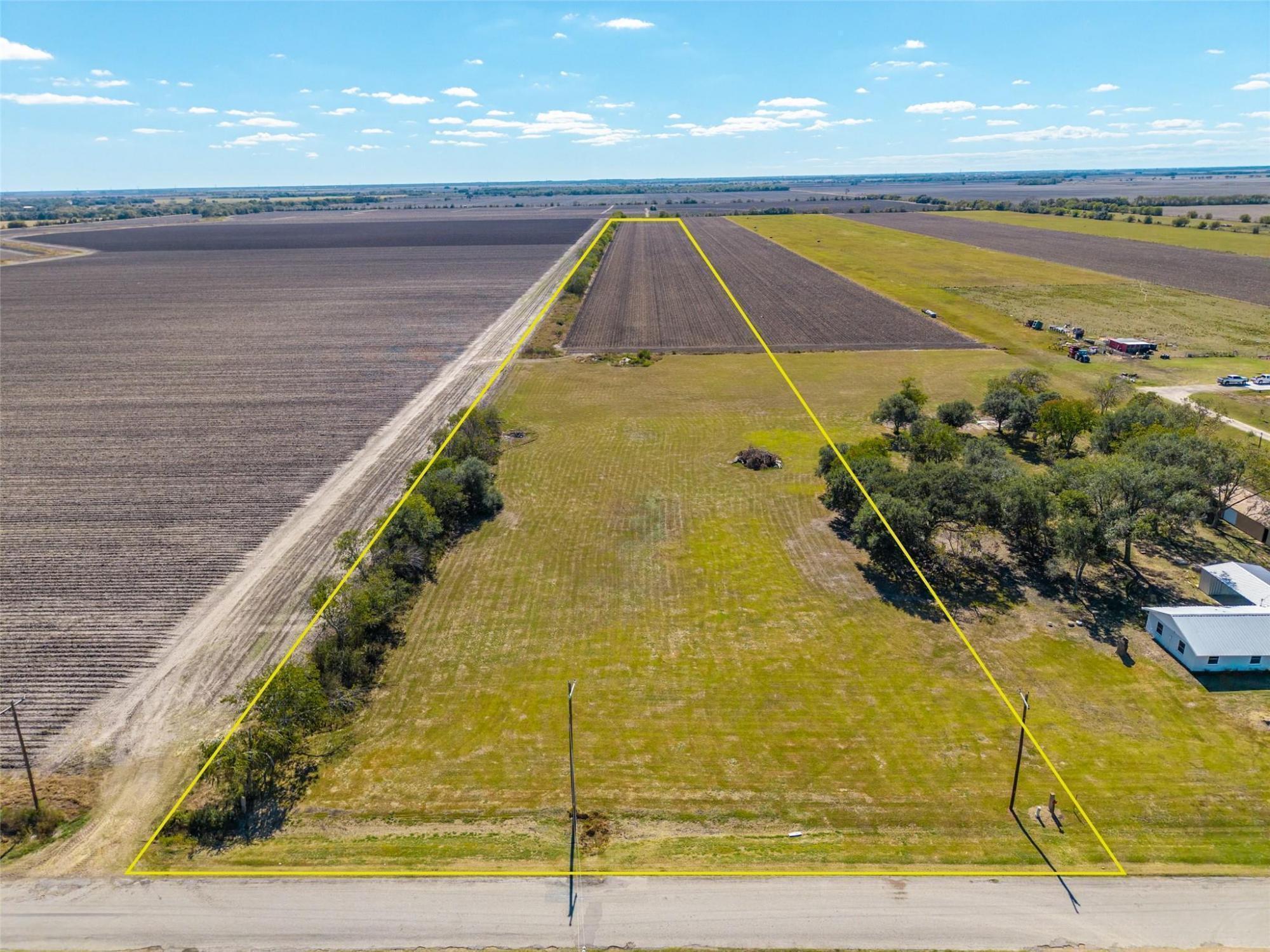Mixed-Use Land For Sale in Louise, Texas, United States