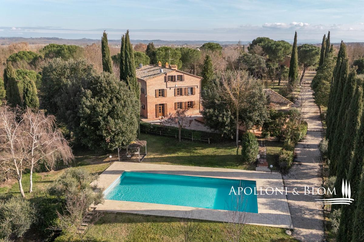 Picture of Home For Sale in Montepulciano, Tuscany, Italy