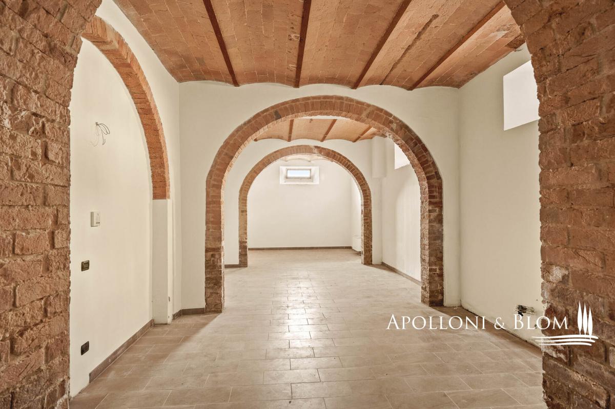 Picture of Apartment For Sale in Montepulciano, Tuscany, Italy