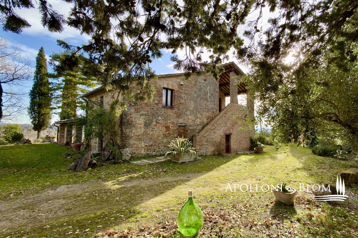 Picture of Home For Sale in Cetona, Tuscany, Italy