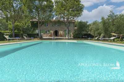Villa For Sale in Cortona, Italy