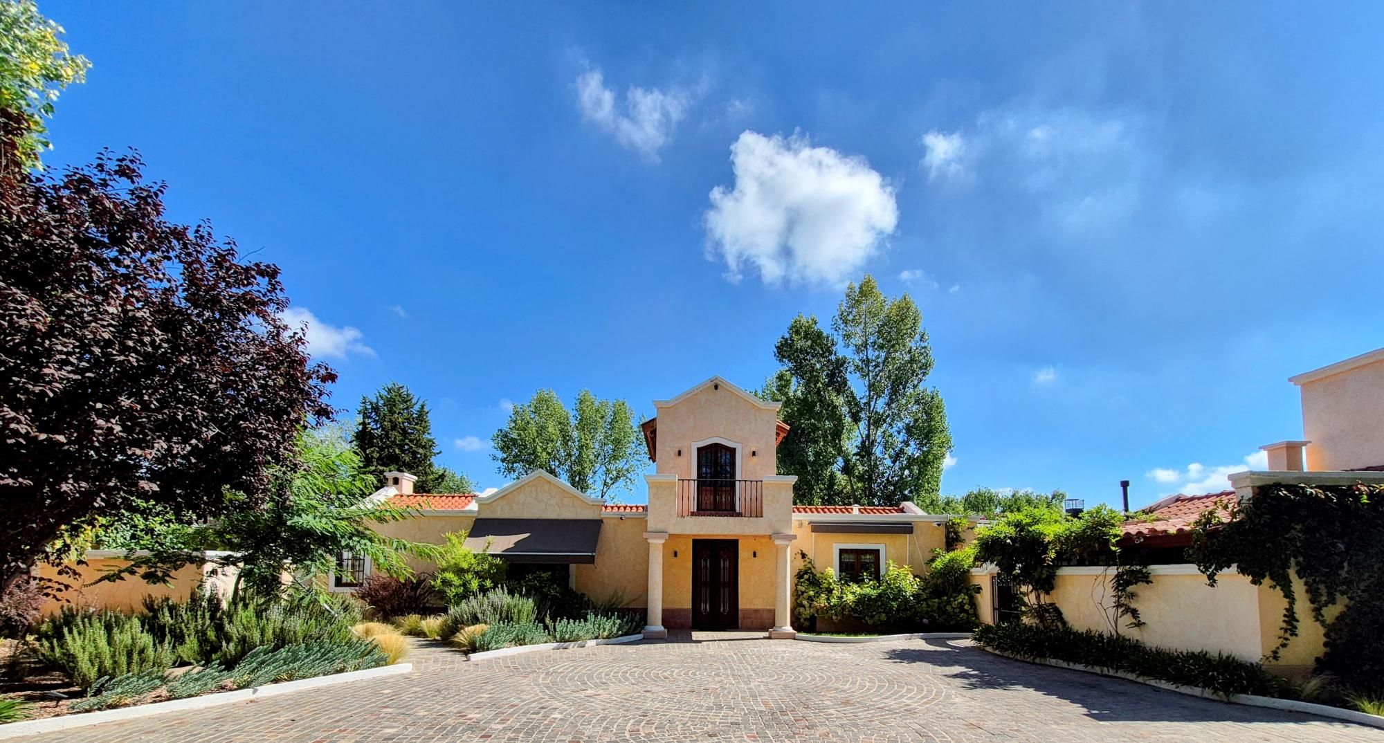 Picture of Home For Sale in Mendoza, Mendoza, Argentina