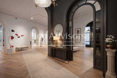 Apartment For Sale in Barcelona, Spain